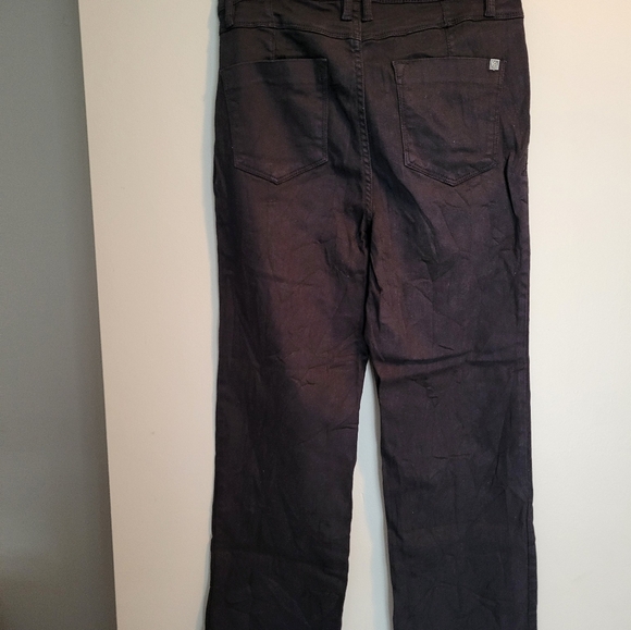 BEBE Women Jean's High Rise Straight Size 29x24 - Picture 3 of 5